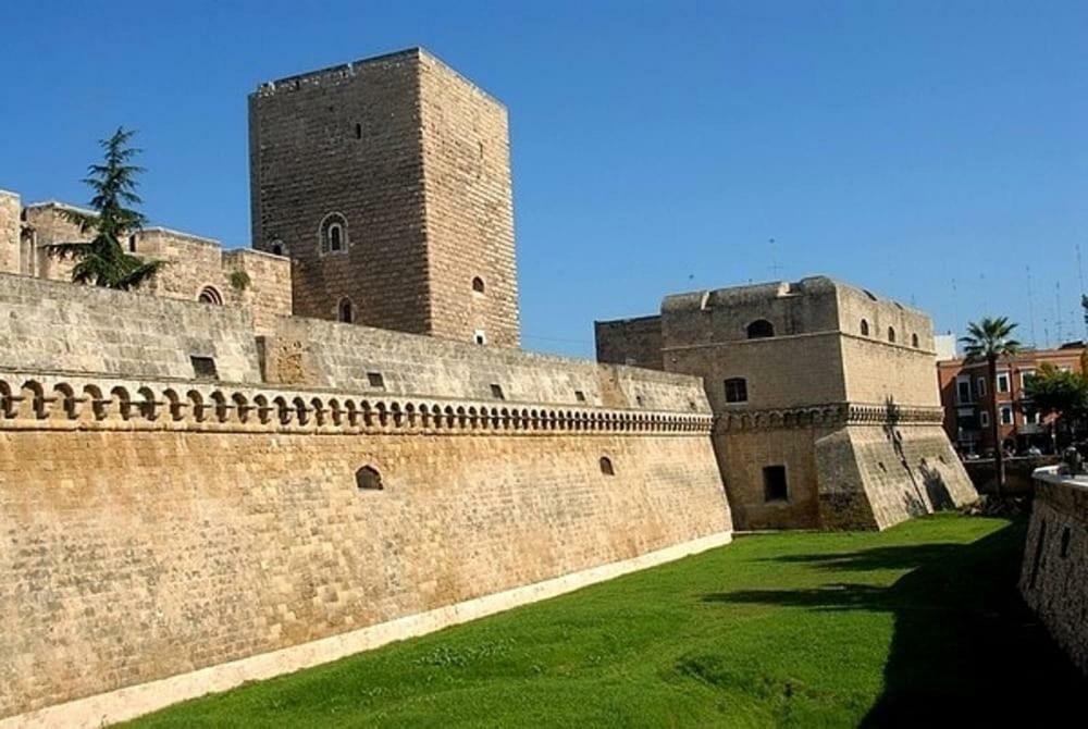 Macario Apartment In The Old Town Bari Esterno foto